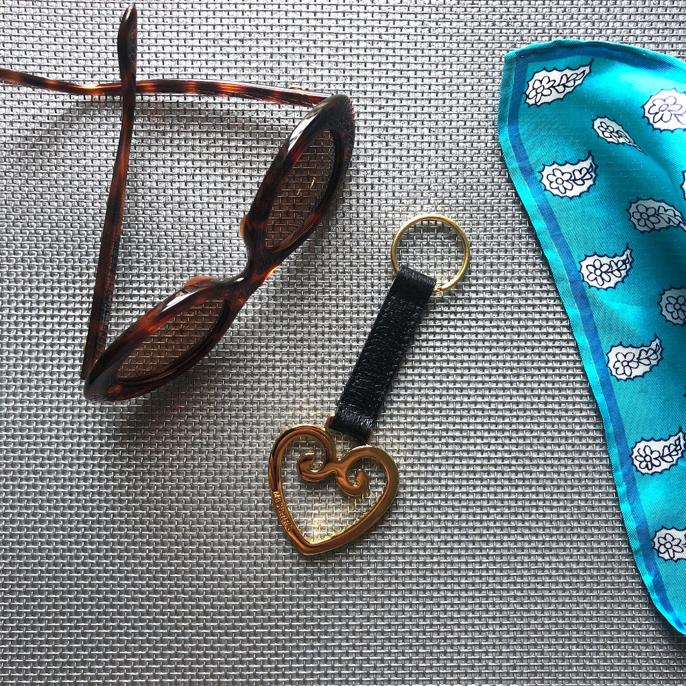 Vintage 90s MOSCHINO Gold Heart Key Chain NEW